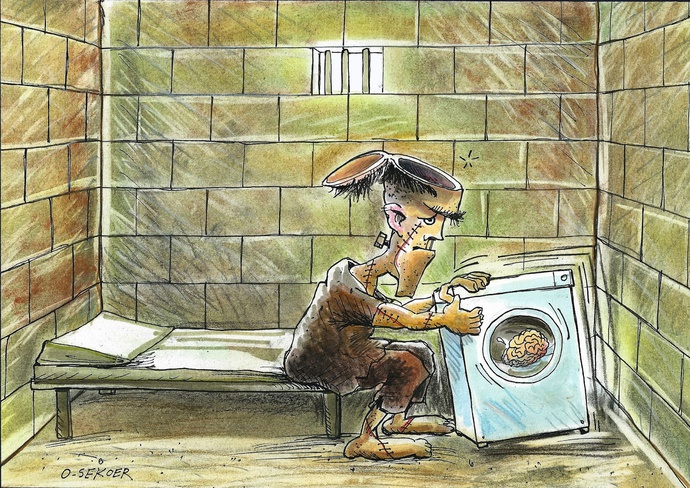 By: Luc Descheemaeker-Belgium